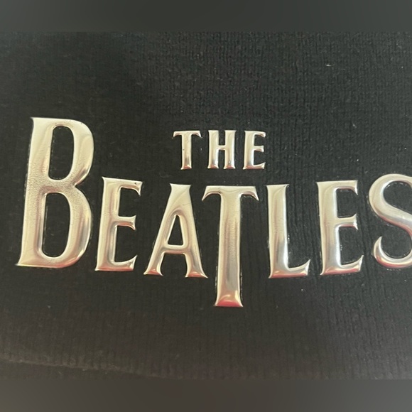 Black knit Beatles beanie EUC - Picture 5 of 5